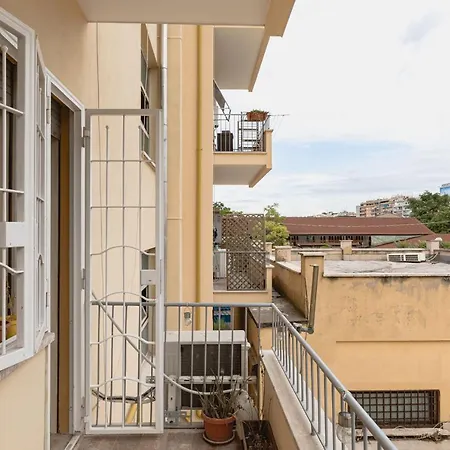 Scarfoglio Apartment, 4 Persone, 2 Camere, Balcone, Wi-fi, Stazione Tiburtina Διαμέρισμα
