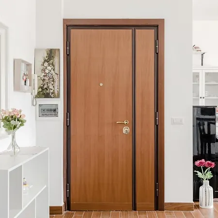 Scarfoglio Apartment, 4 Persone, 2 Camere, Balcone, Wi-fi, Stazione Tiburtina Rom