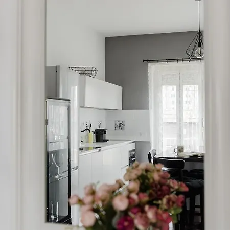 Scarfoglio Apartment, 4 Persone, 2 Camere, Balcone, Wi-fi, Stazione Tiburtina Lejlighed Rom