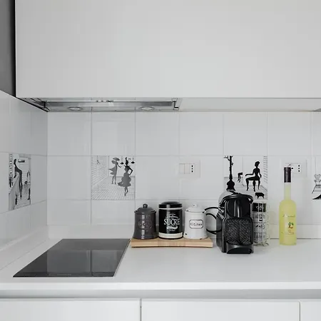 Scarfoglio Apartment, 4 Persone, 2 Camere, Balcone, Wi-fi, Stazione Tiburtina * Ρώμη