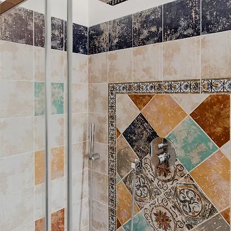 Lejlighed Scarfoglio Apartment, 4 Persone, 2 Camere, Balcone, Wi-fi, Stazione Tiburtina