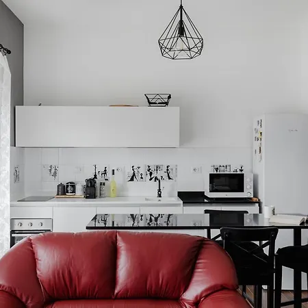 Scarfoglio Apartment, 4 Persone, 2 Camere, Balcone, Wi-fi, Stazione Tiburtina