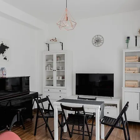 Lejlighed Scarfoglio Apartment, 4 Persone, 2 Camere, Balcone, Wi-fi, Stazione Tiburtina *